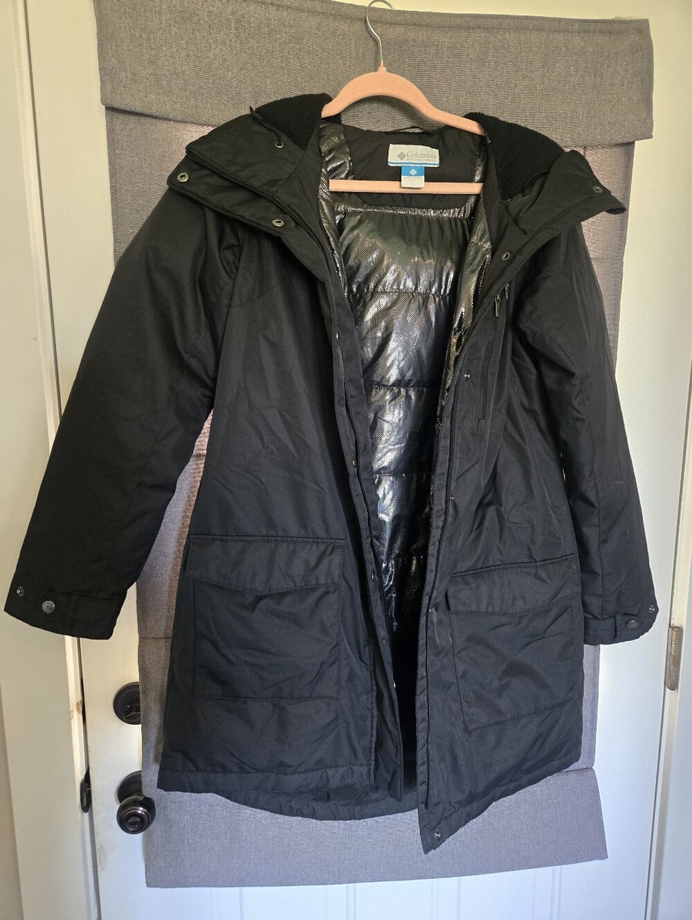 Columbia Women's Long Insulated Jacket - black
